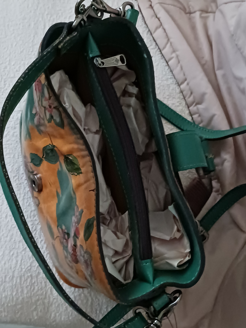 Patricia Nash Irving Leather Bucket Crossbody Bag from Beautiful Girl Collection - Picture 12 of 16